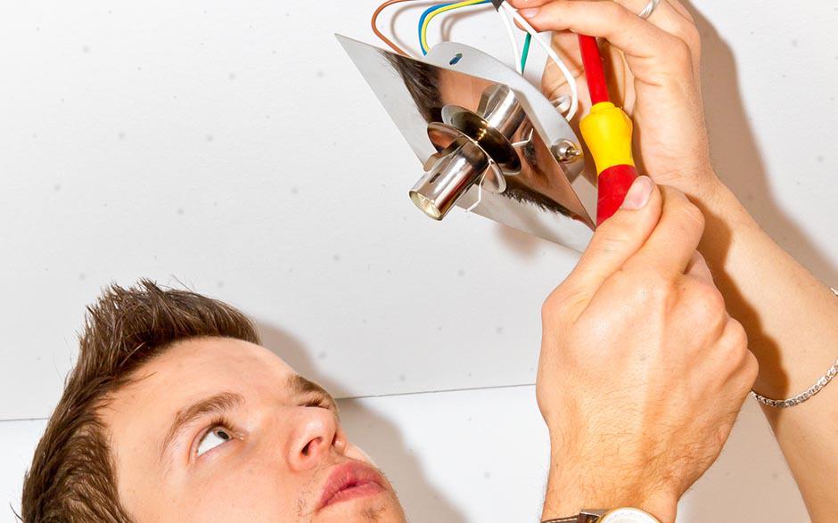 tarif horaire d'un électricien Le Vésinet